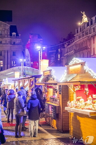 본문 이미지 - 크리스마스 마켓&#40;벨기에관광청 제공&#41; 