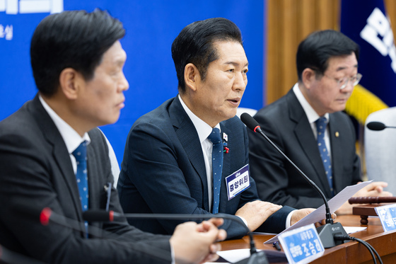 '1인1표제' 찬성 45.5% 과반 미달 '부결'…정청래 리더십 타격(종합)