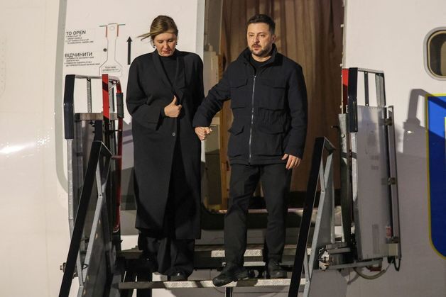 젤렌스키 전용기 노린 '정체불명 드론 4대'…아일랜드·유럽 안보 흔들