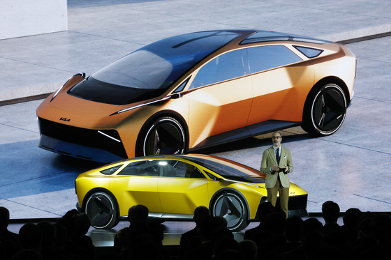 기아, 80주년 콘셉트카 '비전 메타투리스모' 공개