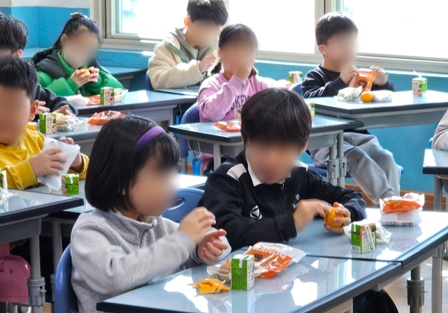 '학교 비정규직 총파업' 경남 1053개 학교 중 313곳 대체 급식