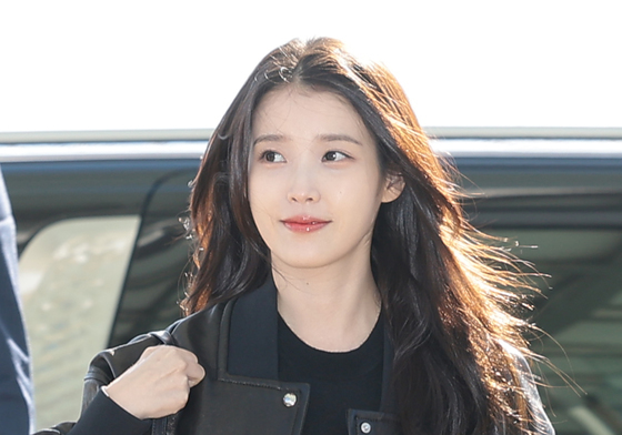 아이유, 샤랄라