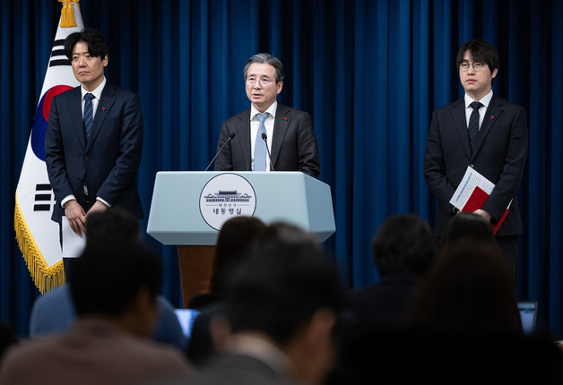 김용범 정책실장, 소프트뱅크그룹 회장 접견 브리핑