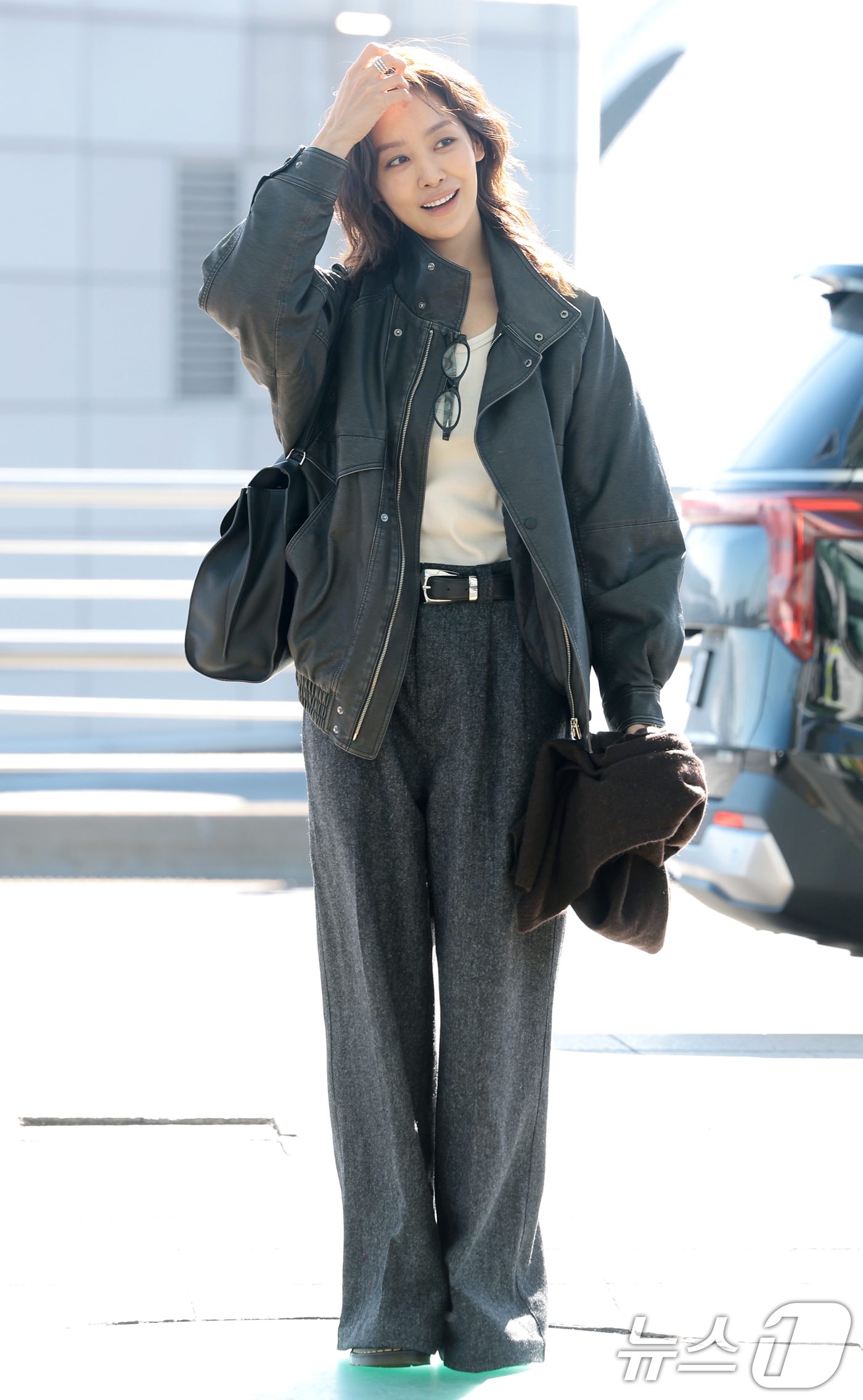 (인천공항=뉴스1) 권현진 기자 = 배우 차주영이 해외 일정을 위해 5일 인천국제공항을 통해 대만으로 출국하고 있다. 2025.12.5/뉴스1