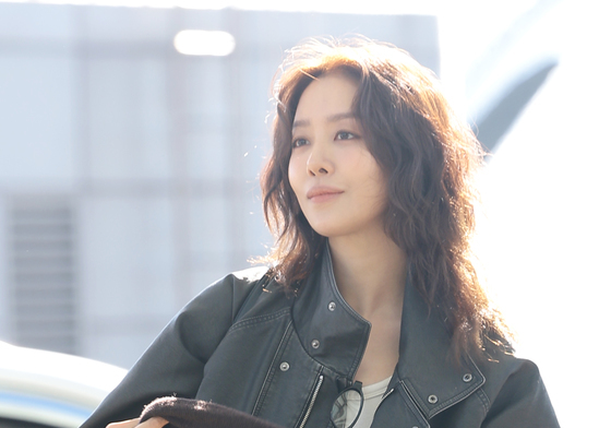 차주영, 나 홀로 화보 인생