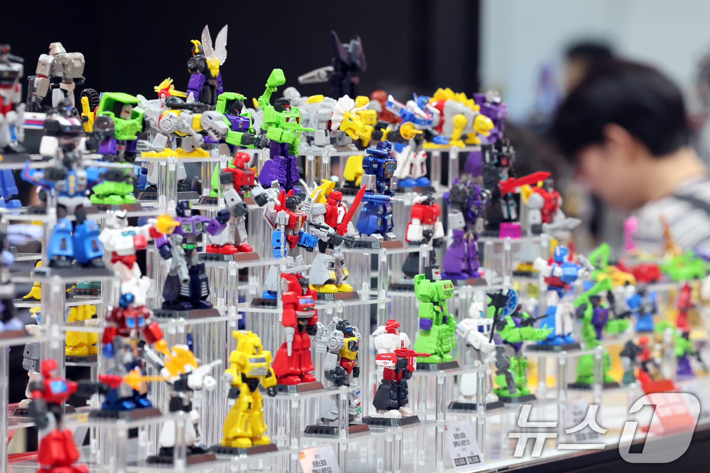 (고양=뉴스1) 황기선 기자 = 5일 오후 경기도 고양시 일산서구 킨텍스(KINTEX)에서 열린 '애니메이션 X 게임 페스티벌(AGF) 2025'에 피규어가 진열돼 있다.  202 …