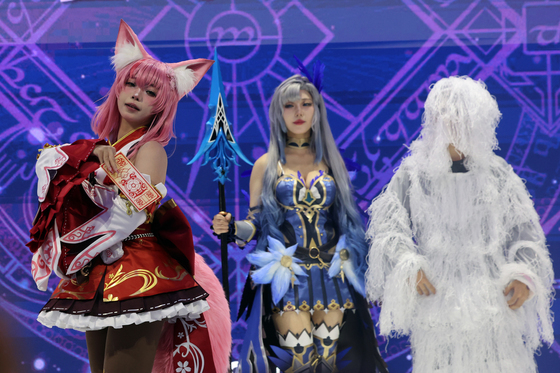 현실 세계에 등장한 캐릭터