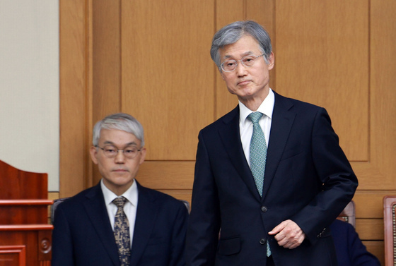 조희대 "사법제도 개편, 충분한 논의 거쳐 신중히"…법원장회의 시작