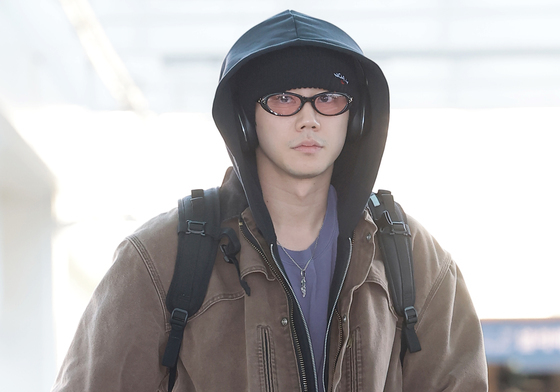 출국하는 이준영