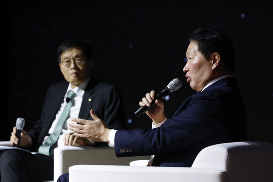 특별대담 갖는 최태원 회장