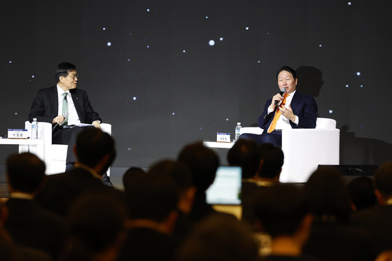 최태원·이창용, 한국은행-대한상공회의소 세미나 특별대담