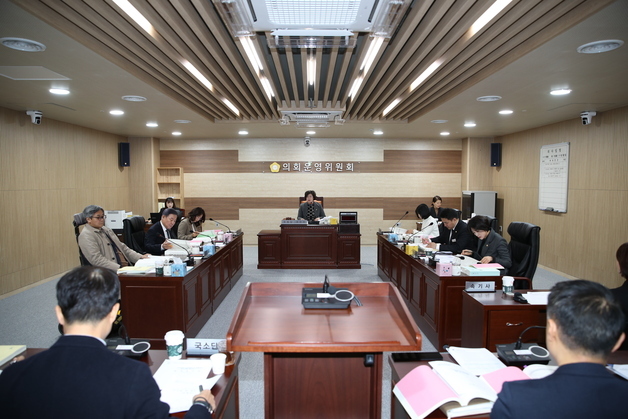 국외연수 논란 속 익산시의회, 2년 연속 예산 전액 삭감