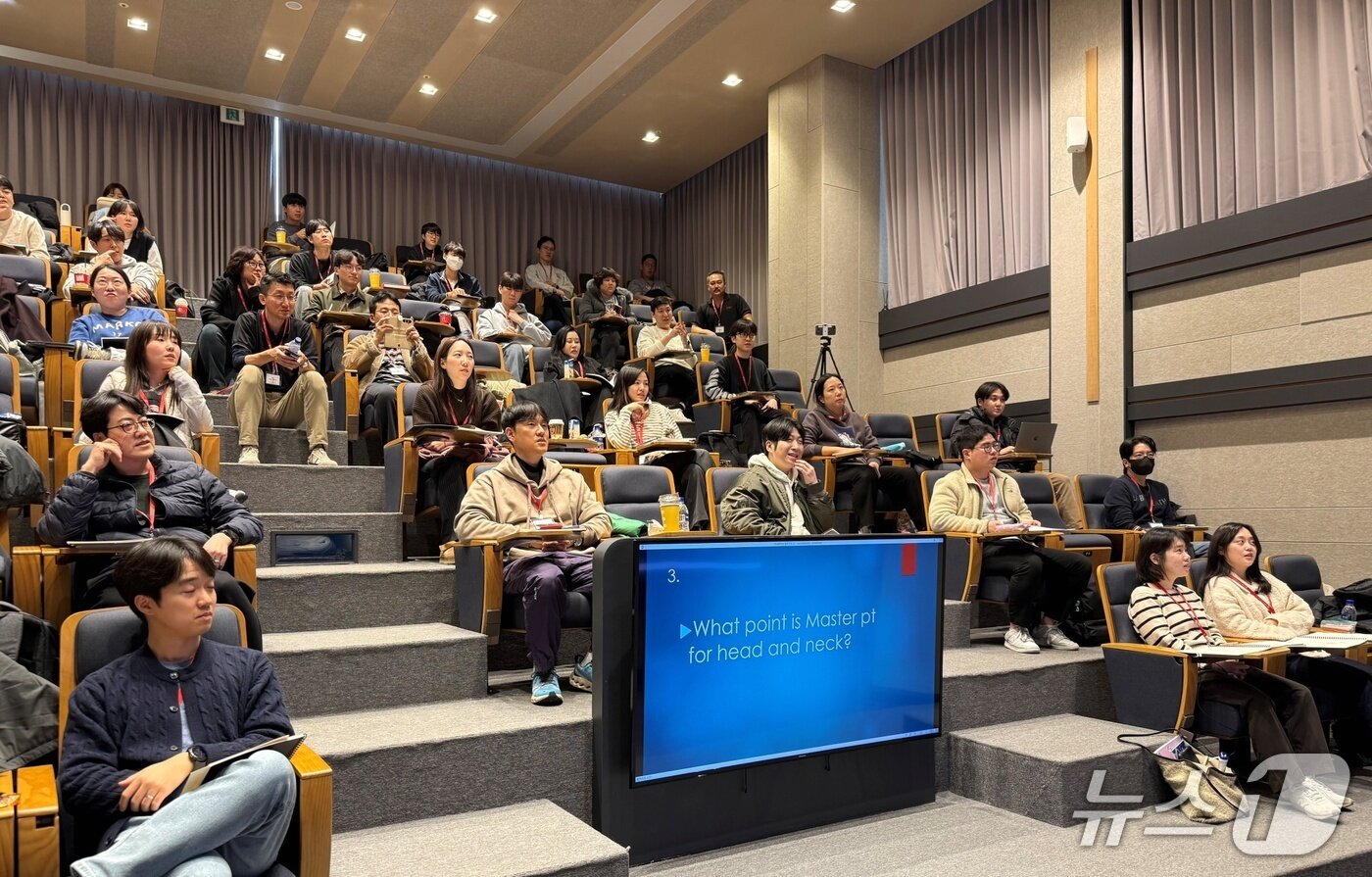 본문 이미지 - 치 코리아가 반려동물 재활 수업을 하고 있다. ⓒ 뉴스1