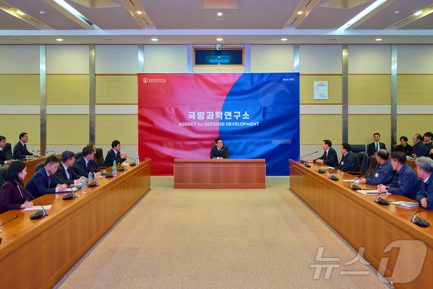 (서울=뉴스1) 이재명 기자 = 이재명 대통령이 5일 대전 유성구 국방과학연구소를 찾아 발언을 하고 있다. (대통령실 제공. 재판매 및 DB 금지)  2025.12.5/뉴스1