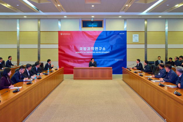 이재명 대통령, 국방과학연구소 방문