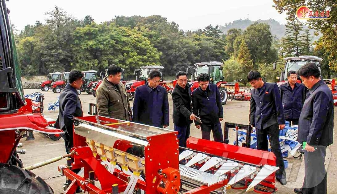 (평양 노동신문=뉴스1) = 북한 노동당 기관지 노동신문은 6일 "지방공업공장들이 생산정상화에 나서야 한다"면서 황해북도의 성과를 선전했다. [국내에서만 사용가능. 재배포 금지. …