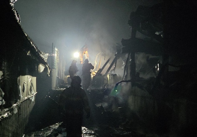 논산 돈사 화재로 돼지 1240마리 폐사…4억8000만원 피해