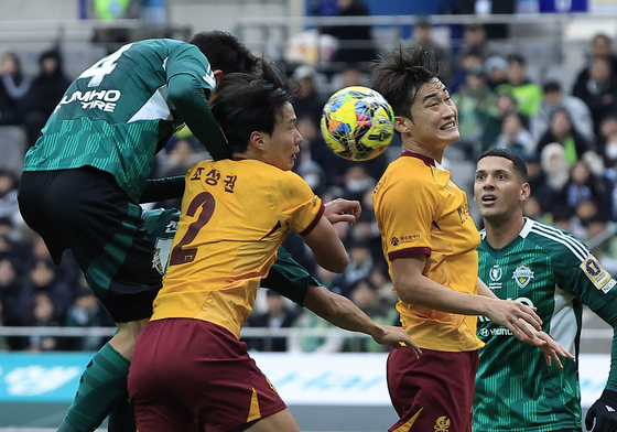 박진섭의 헤더슛