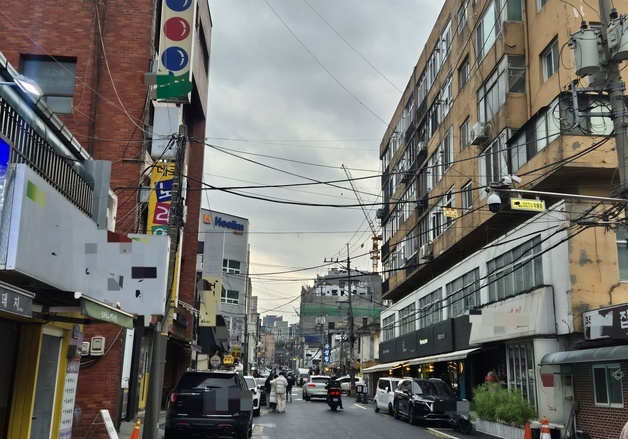 용산 상인들 '청와대 복귀' 무덤덤…"빨리 이사해 시위 없어졌으면"