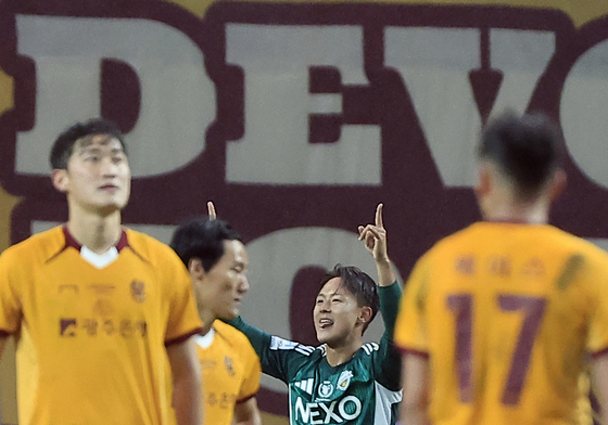 연장 역전골 넣은 이승우