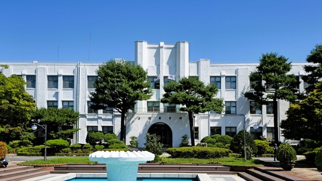대한민국 교육계를 뒤흔든 '무즙 파동' 발생 [김정한의 역사&오늘]