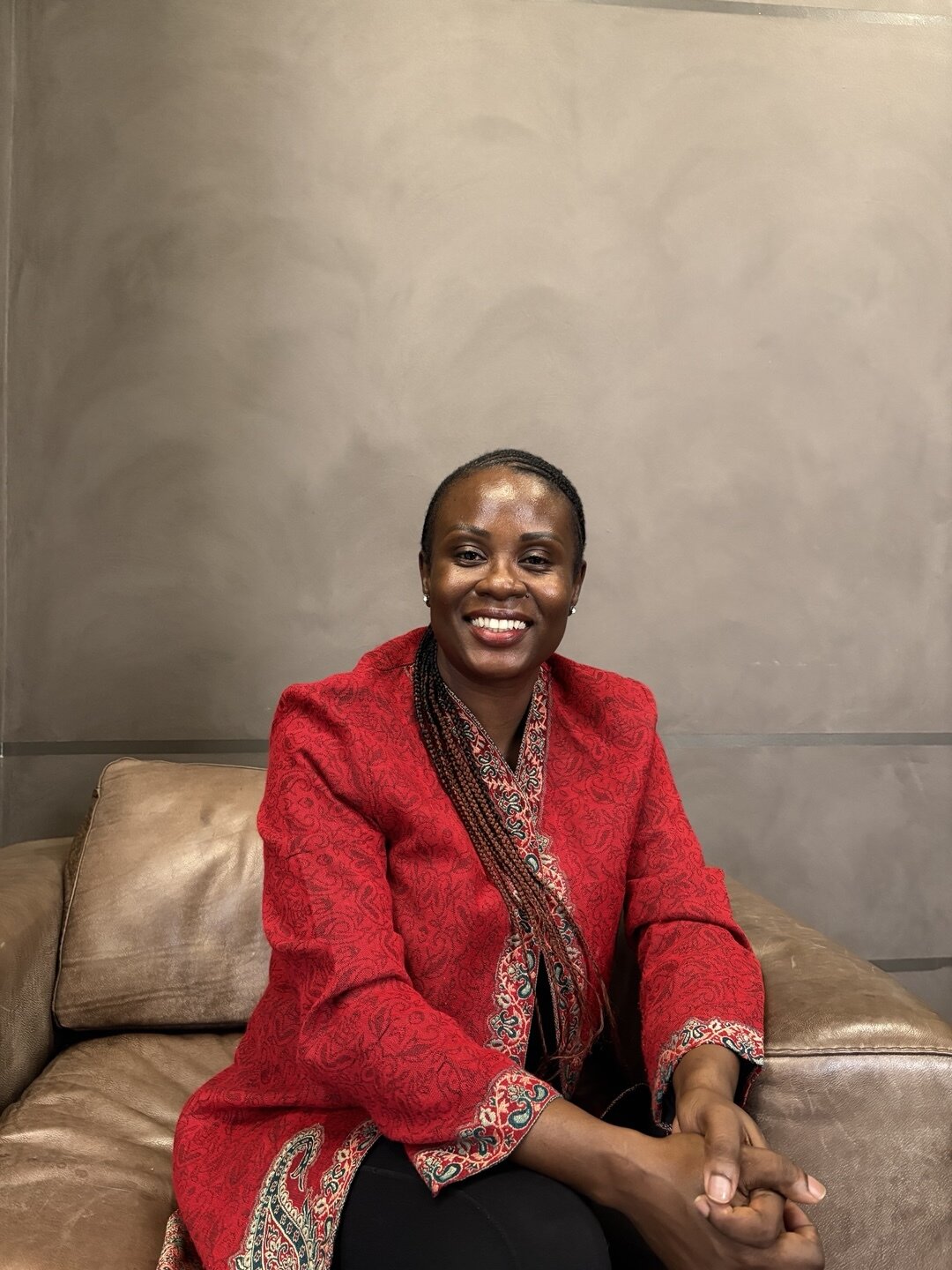 본문 이미지 - 2일(현지시각) 한국과학기자협회 공동취재단과 인터뷰를 가진 디푸오 위니 크톨링 요하네스버그대 고인류학 박사. 남아공의 고인류학 연구를 이끄는 대표적인 흑인 여성 과학자다./한국과학기자협회 공동취재단