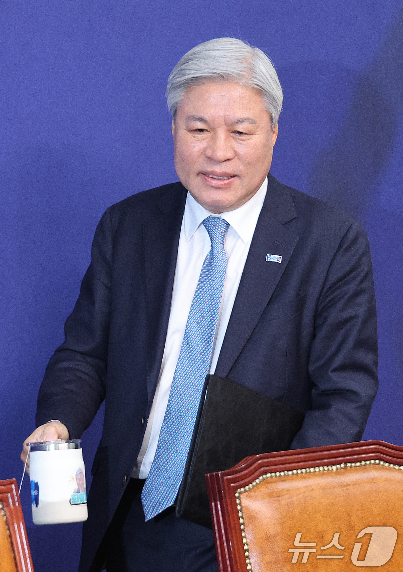 (서울=뉴스1) 신웅수 기자 = 서왕진 조국혁신당 원내대표가 7일 서울 여의도 국회에서 열린 기자간담회에 참석하고 있다. 2025.12.7/뉴스1