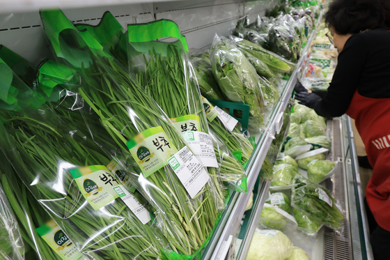 소비자물가지수 전년 동월보다 상승 '채소값 큰폭으로 올라'