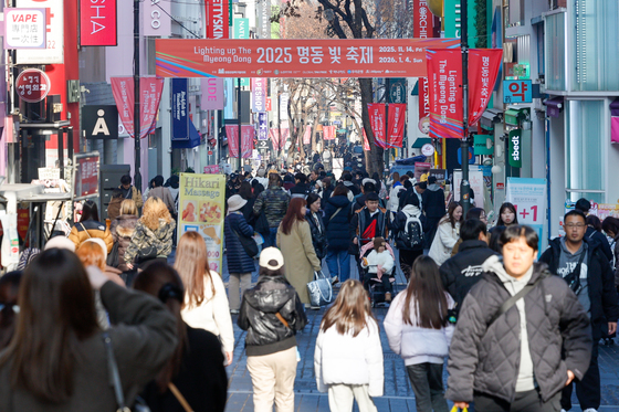"노 재팬 대신 예스 코리아"…춘절 앞두고 유커 몰려온다