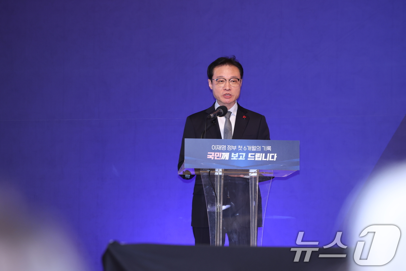 (서울=뉴스1) 허경 기자 = 이규연 대통령실 홍보소통수석이 7일 서울 용산 대통령실 청사에서 열린 '이재명 정부 출범 6개월 성과 간담회'에서 발언하고 있다. 2025.12.7/ …