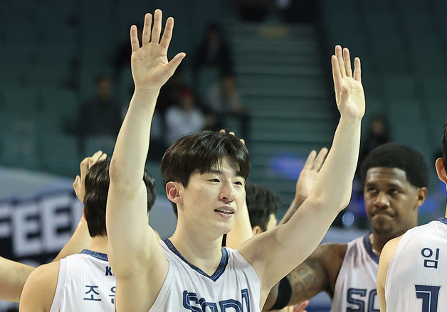 프로농구 소노, SK에 78-77 역전승…창단 첫 10연승 달성