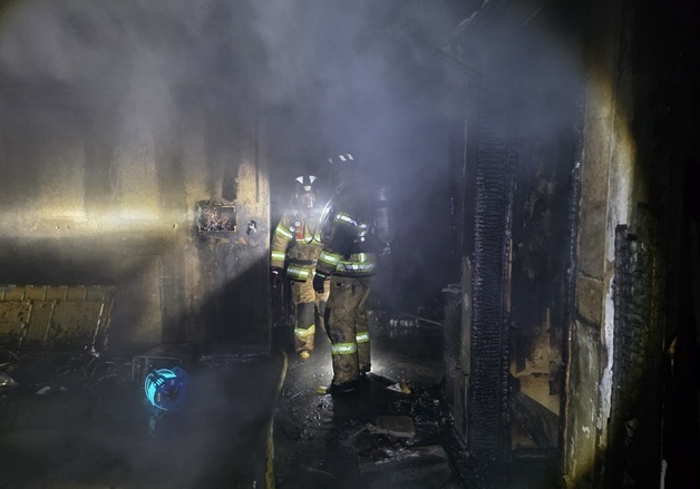 아파트 주민 '3명 사망'·축사 700마리 폐사…겨울철 화재 '경고등'(종합)