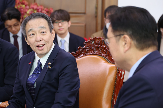 국회의장 예방하는 미즈시마 코이치 대사