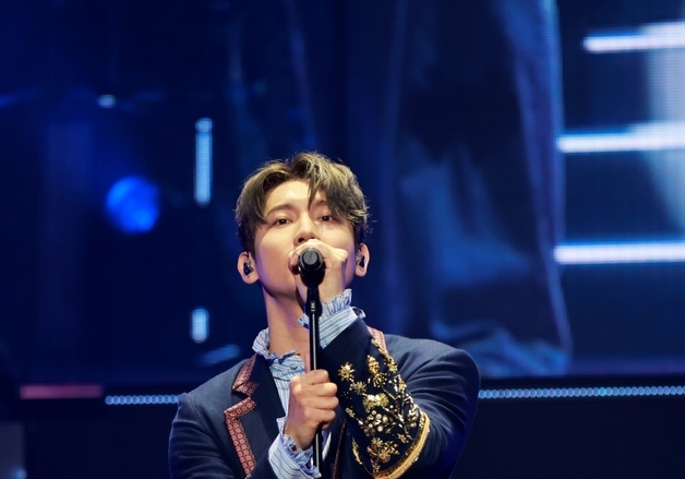 최강창민, 데뷔 후 첫 日 투어 성황…규현 깜짝 게스트