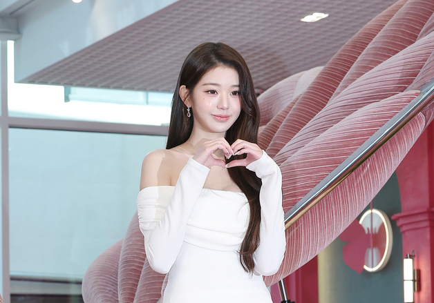 아이브 장원영, 아름다운 미소