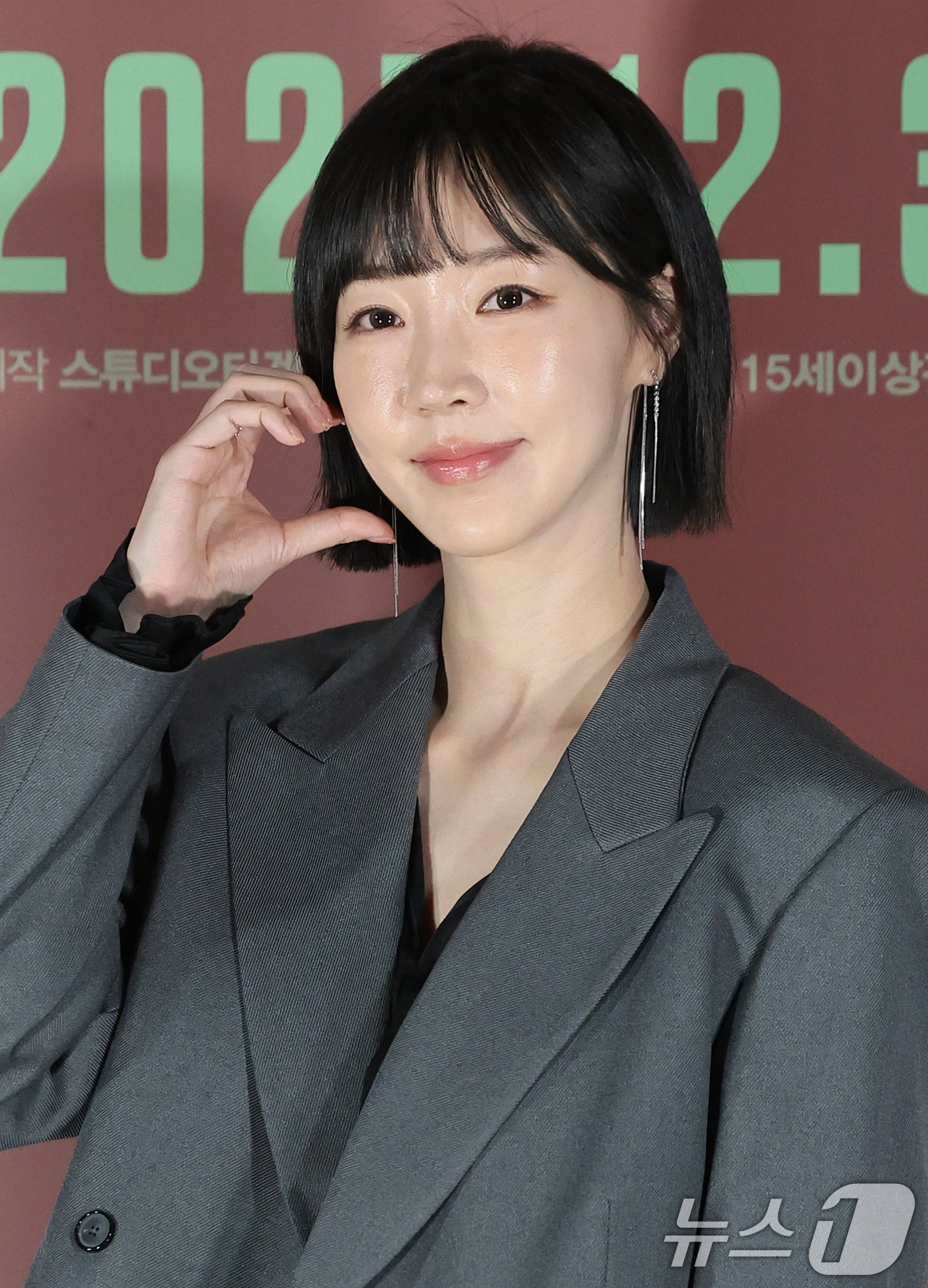 (서울=뉴스1) 권현진 기자 = 배우 고혜진이 8일 오전 서울 용산구 용산아이파크몰 CGV에서 열린 영화 '신의악단'(감독 김형협) 제작보고회에 참석해 포즈를 취하고 있다.'신의악 …