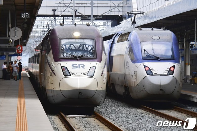 철도노조 "코레일·SR 통합 추진 환영…경쟁력·공공성 높일 초석"