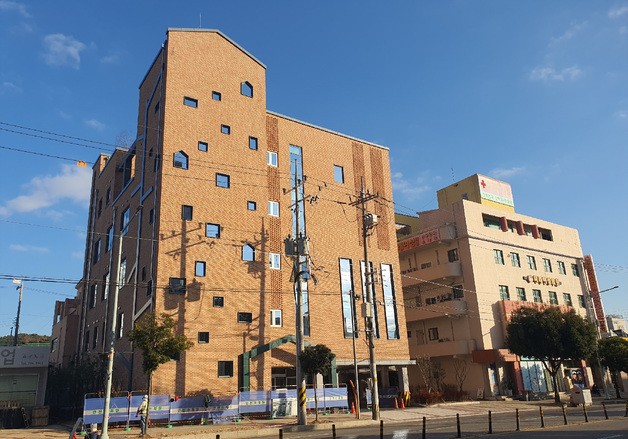 광양시공공산후조리원 내년 3월로 개원 연기