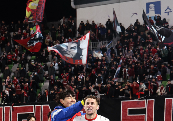 추가골 넣은 갈레고