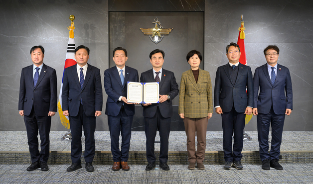 이재준 수원시장, 국방부 장관에 '군공항 이전' 공식 건의