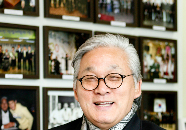 HD현대아너상 시상식…대상에 '에덴복지재단 설립' 정덕환 씨