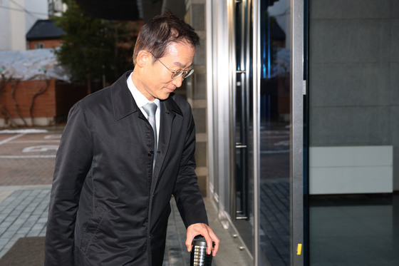 인사청문 준비사무실 향하는 김호철 후보자