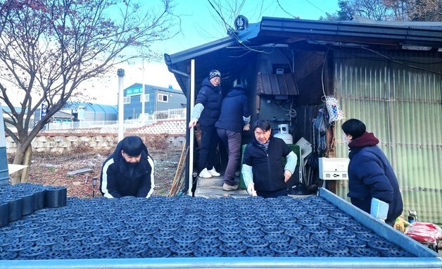제천시 공무원 봉사모임 '생선회' 30년째 이웃사랑