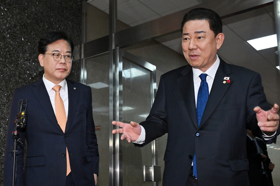 국회의장과 회동 마친 여야 원내대표