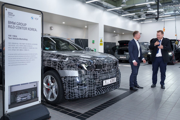 게오르크 슈미트 주한독일대사, BMW그룹 R&D센터 코리아 방문