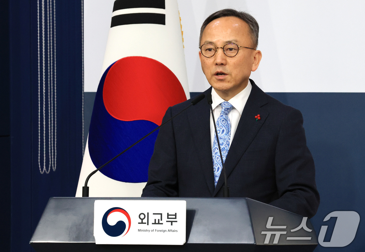 (서울=뉴스1) 임세영 기자 = 박일 외교부 대변인이 9일 서울 종로구 외교부 청사에서 정례브리핑을 하고 있다. 2025.12.9/뉴스1