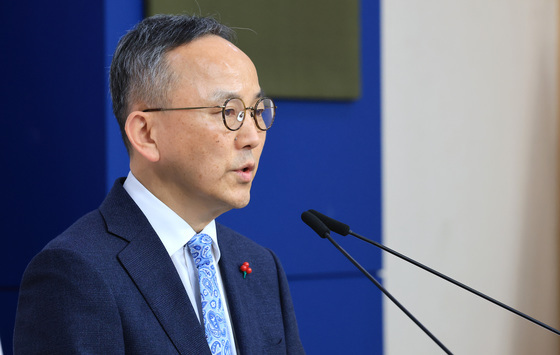 정례브리핑하는 박일 외교부 대변인