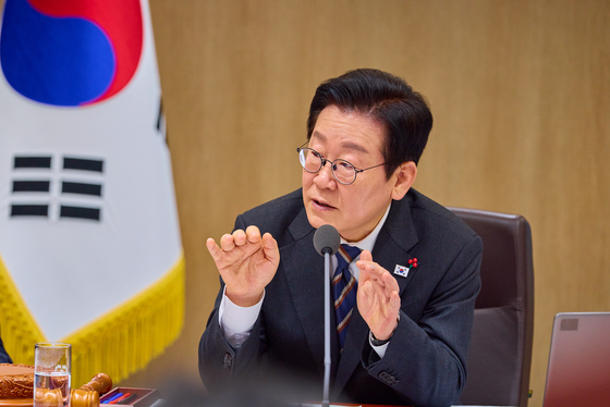 국무회의 발언하는 이재명 대통령