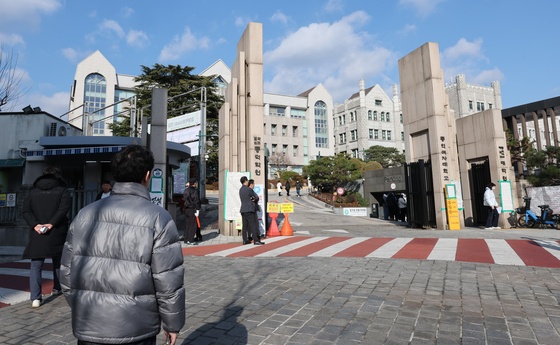 동덕여대, 외부인 출입 통제