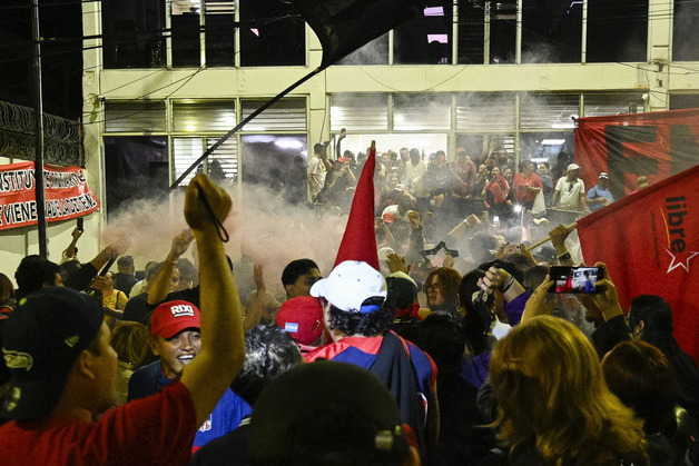 온두라스 대선 개표재개…'트럼프 지원사격' 우파후보 박빙 우위